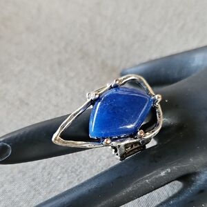 Paparazzi Get To The Point Blue Stone Stretch Band Ring NWOT